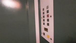 Обзор почти старого дома со светлым зелёным лифтом (117)