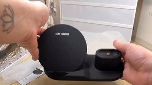 Беспроводное зарядное устройство, Fast Charge, 3 в 1 для телефона смарт часов наушников