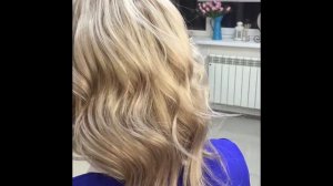 Окрашивание в блонд с эффектом отросших корней