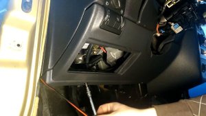Opel Corsa C light switch removal