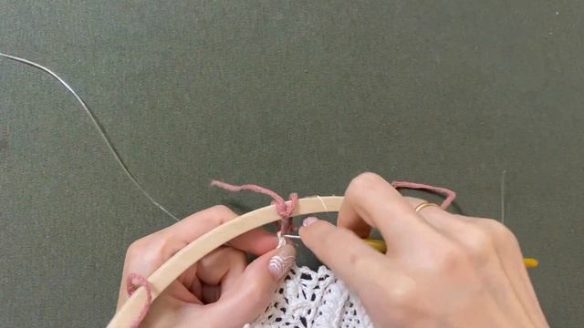 Крепление салфетки  "Авроры" автора Татьяны Колесниковой