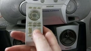 Philips AZ3068 vs JVC B550