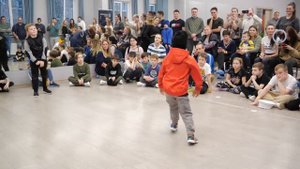 опыт до 3 лет (7-9) Дима vs bboy Amba - "СЛОЕНЫЙ ПИРОГ" break dance battle