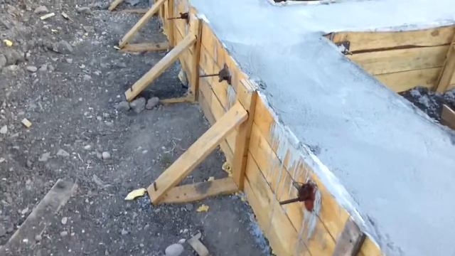 Залили фундамент, приняли бетон м250 смотреть онлайн