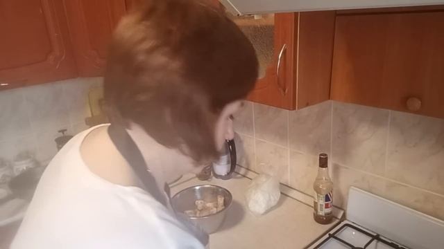 А вы готовите такой гарнир? Куриные бедра с фасолью стручковой на ужин по-быстрому ? смотреть онлайн