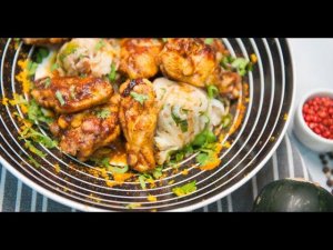 Куриные крылышки в остром соусе с картофельной колбаской | КПЗ. Офлайн