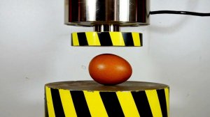 HYDRAULIC PRESS VS EGG, WHAT KIND OF LOAD WILL IT WITHSTAND