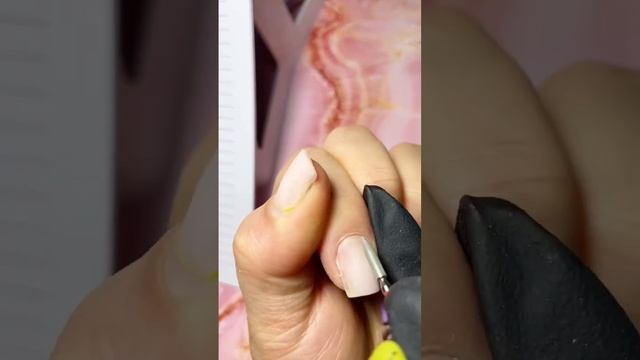 Коррекция ногтей/ Как сделать чистый маникюр  #nailsart #shortvideos смотреть онлайн