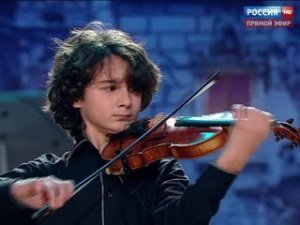 Нико Закрадзе. Скрипка - Г. Венявский "Полонез" - Синяя Птица. Сезон 2015