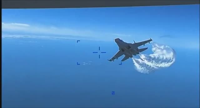 Пентагон опубликовал кадры «справления нужды» Су-27 на БпЛА MQ-9 Reaper
