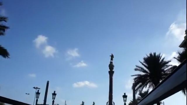 Барселона Автобус Монумент Колумбу смотреть онлайн