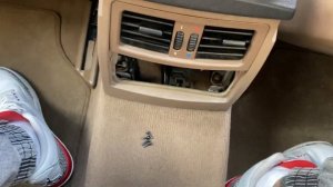 Как снять телефон в е 60. Освобождаем подлокотник в бмв. Полезно для автолюбителей!