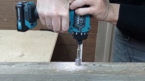 Компактный и беспатронный Шуруповерт Makita DF033DZ