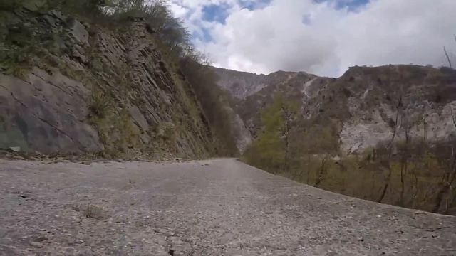 electric unicycle Gotway Msuper : steep climb and descent concrete смотреть онлайн