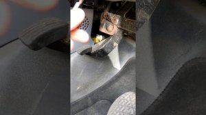 Mercedes Vito W639 brake switch replacement. ESP fault light.