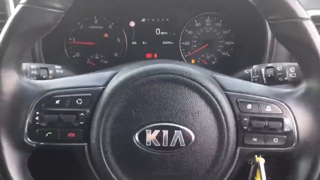 Kia Sportage 1.7 CRDi 3 SUV 5dr Diesel (s/s) (114 Bhp) - LR16UAY смотреть онлайн