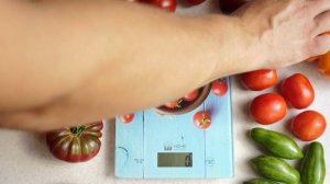 Томатная экзотика для открытого грунта. Сорт томата Голубое золото