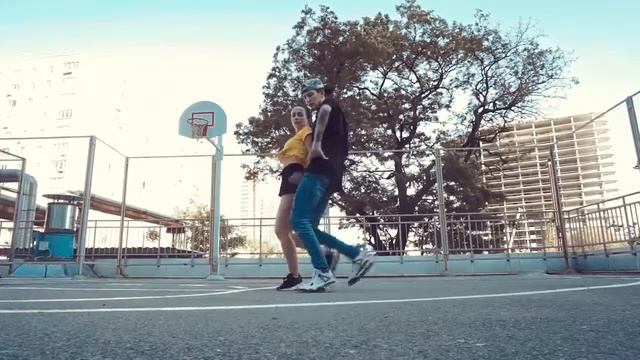 ETO DANCEHALL PASHA AND MASHA смотреть онлайн