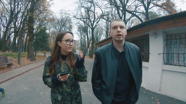 Папич с девочкой. Братья папичи с женами. Братья папичи с женами. Папич на улице. Братья папичи с женами.