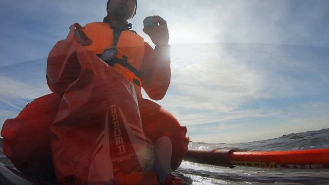 За 10 часов переплыл Рыбинское море на САПе смотреть онлайн