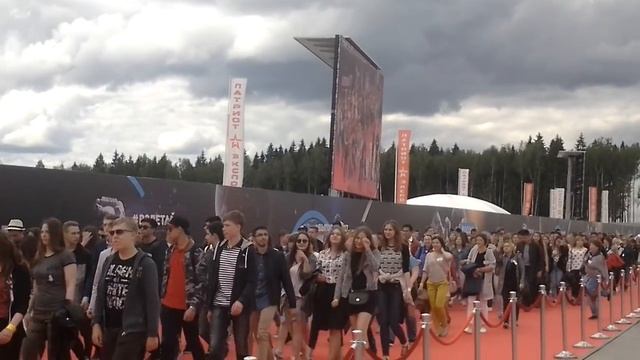 Первые на красной дорожке смотреть онлайн