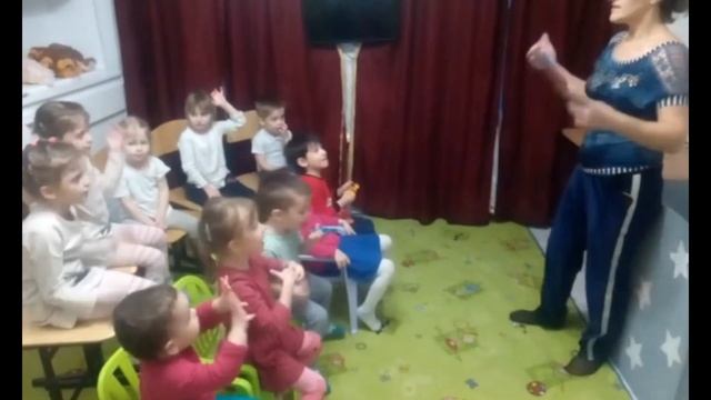 Позитивия 04 12 2018 Английский, учим простые слова воспитатель Армине Амбарцумян смотреть онлайн