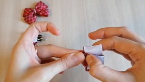 Очаровательные малютки/ Бантики из лент 2,5 см