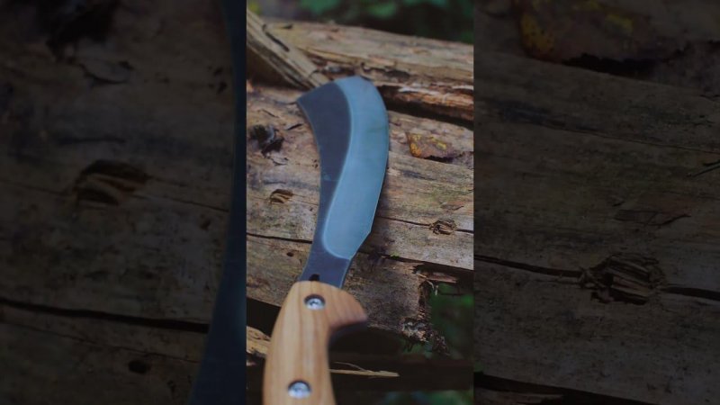 Паранг  #axe #forging #bushcraft #blacksmith
