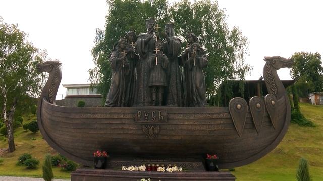 "Человек и вера": открытие памятника многодетной семье в Тюмени смотреть онлайн