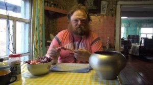 Готовим на охоте. Дикий гусь с перловкой в печке.