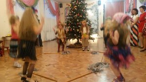 Танец бабки ежки