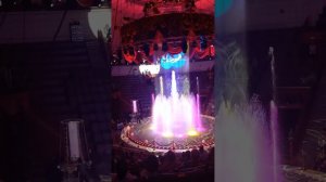 Кемеровский цирк " Шоу Воды, Огня и Света! Фонтан!!