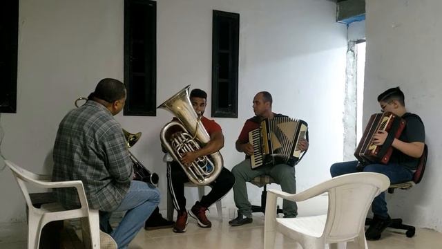 Tocata CCB hino 472 смотреть онлайн