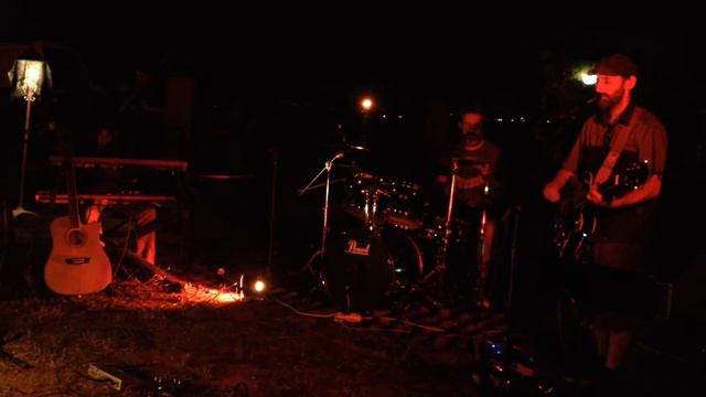 To Asteroskopeio tou Larry Bird: Είναι κάτι live (ποίηση Κατερίνα Γώγου) смотреть онлайн