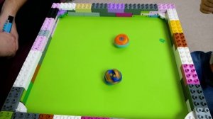 Бейблейд Берст Новый волчок Fafnir F3 из Лего vs Satomb S3 Spryzen S3 RoKtavor R3 Lego BeyBlade God