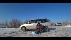 Как пробурить большую лунку маленьким буром.