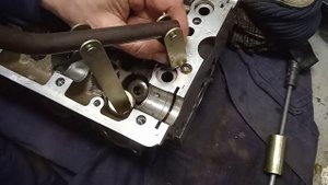 ГБЦ. м104. Рассухариваем клапана для портинга головы. Brabus Maschin Compressor. ?Моторэн приборэн