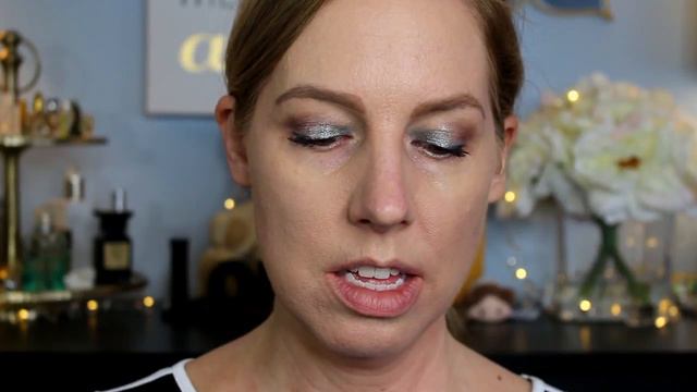 FOUNDATION FEATURED | COVERGIRL OUTLAST 3 IN 1 FOUNDATION смотреть онлайн