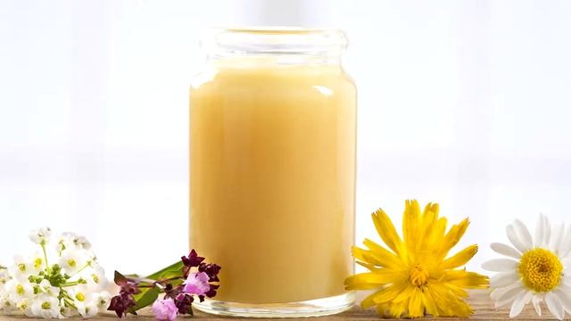 Как принимать пчелиное маточное молочко. Способы приёма. Дозировка смотреть онлайн