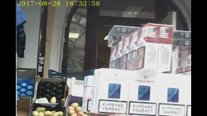 Контрольная закупка нелегальных сигарет и поход на склад с ними на рынке Апраксин двор