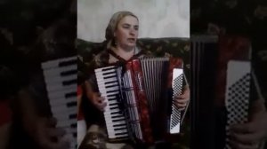 Кубачи.Поет Набият.Красивая даргинская песня на аккордеоне!!!