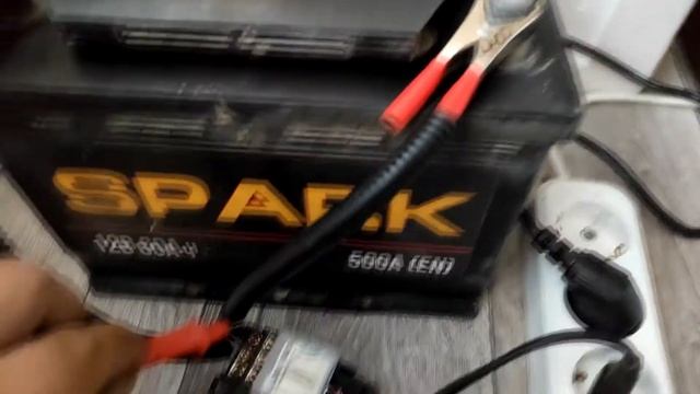 Как сделать автоматическое переключение с 220V на резервное питание от аккумулятора 12V через реле смотреть онлайн