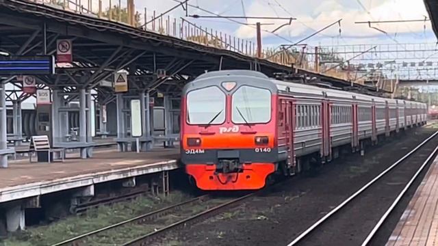 Электропоезд ЭД4М-0140, станция Лосиноостровская