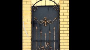 Металлическая калитка с коваными элементами простой вариант детали ковки Днепр