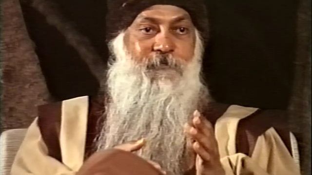 Osho, Socrates Poisoned Again after 25 Centuries. Discourse 25