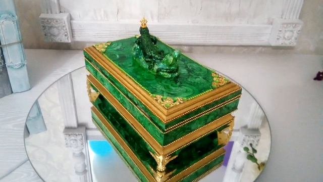 Малахитовая шкатулка. Хозяйка драгоценностей. Цены не пугайтесь, договоримся. смотреть онлайн