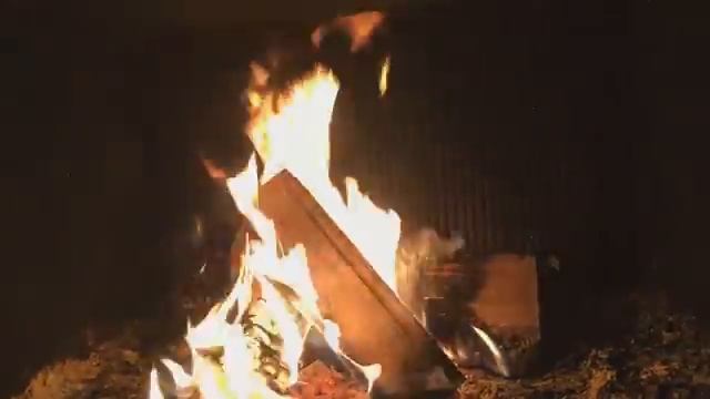 [10 часов] Горит огонь, костёр, релакс, отдых, сон смотреть онлайн