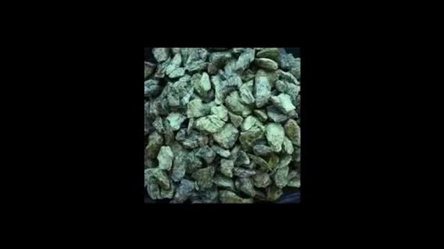 светло зеленый змеевик смотреть онлайн