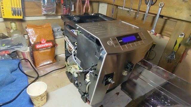 Часть 3. Кофемашина Delonghi PrimaDonna S. Ремонт смотреть онлайн