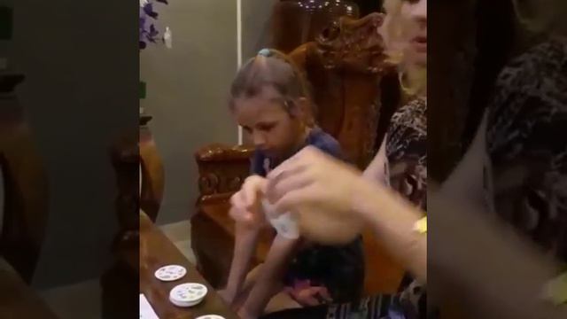 Игра для развития внимания НАЙДИ ДВА